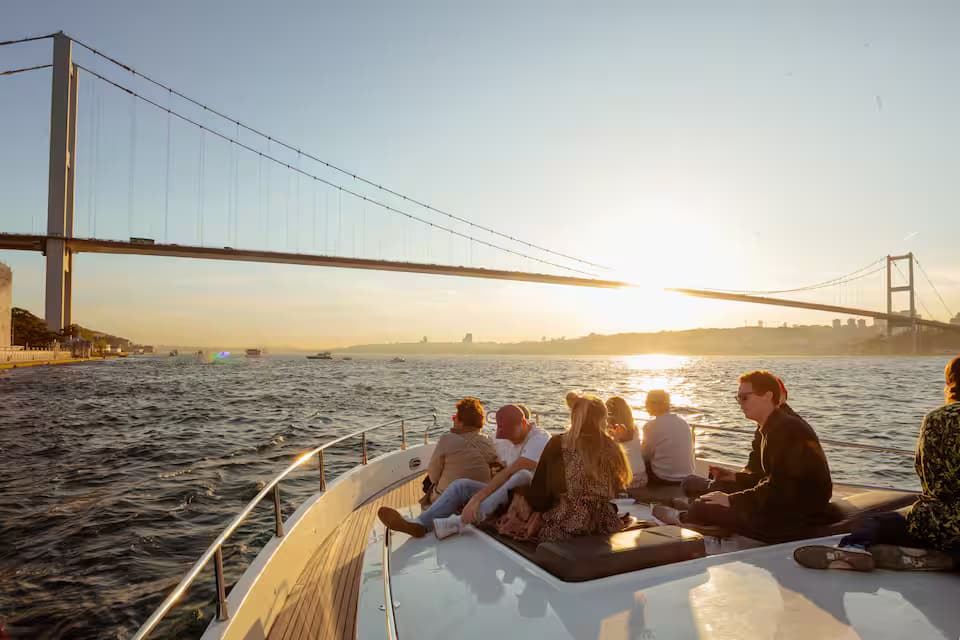 Sunset Yacht Cruise Wine, Music Snacks & Fun Facts
